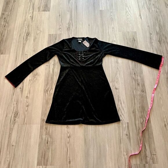 Vintage Y2K Tripp nyc crushed velvet dolly dress in black sz L bell sleeves NWT - Picture 9 of 16